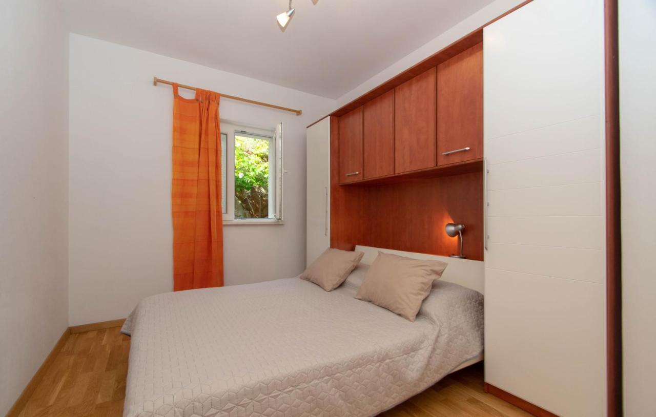 Apartments Valeria Zrnovo Exterior photo